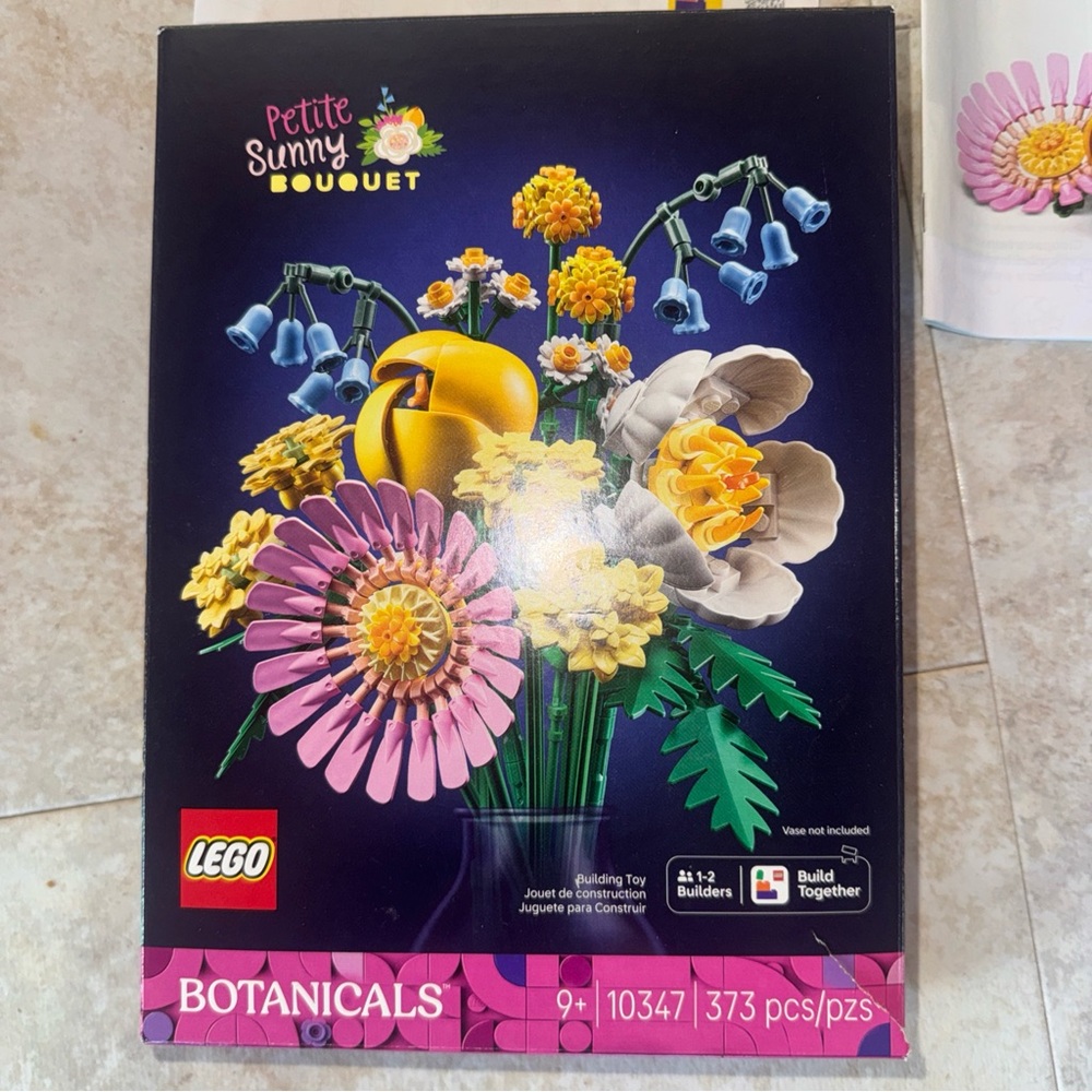 Lego Botanicals Petite Sunny Bouquet Pink Yellow Blue Green White